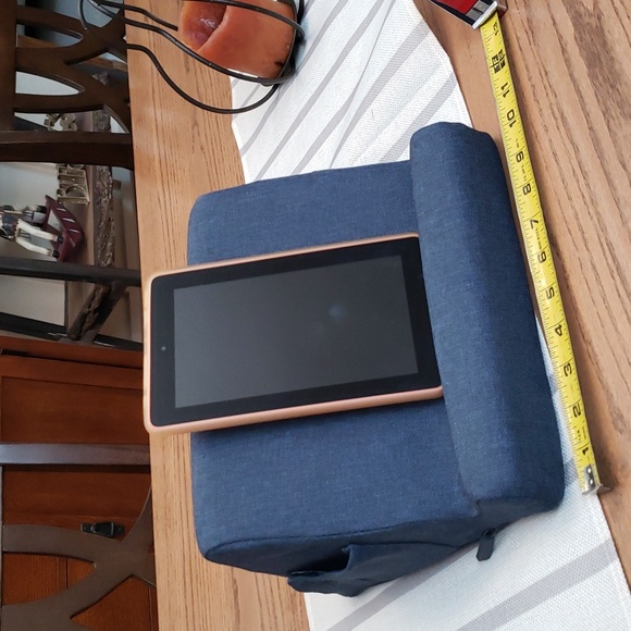 Tablet/ book stand. - Picture 8 of 10